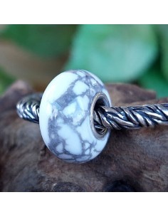 Howlite 7